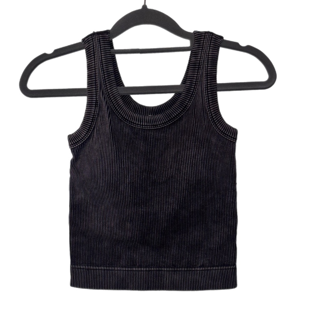 Zenana Outfitters acid black tank Top with pads - Picture 2 of 8